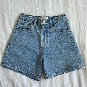Abercrombie High Rise Dad Short